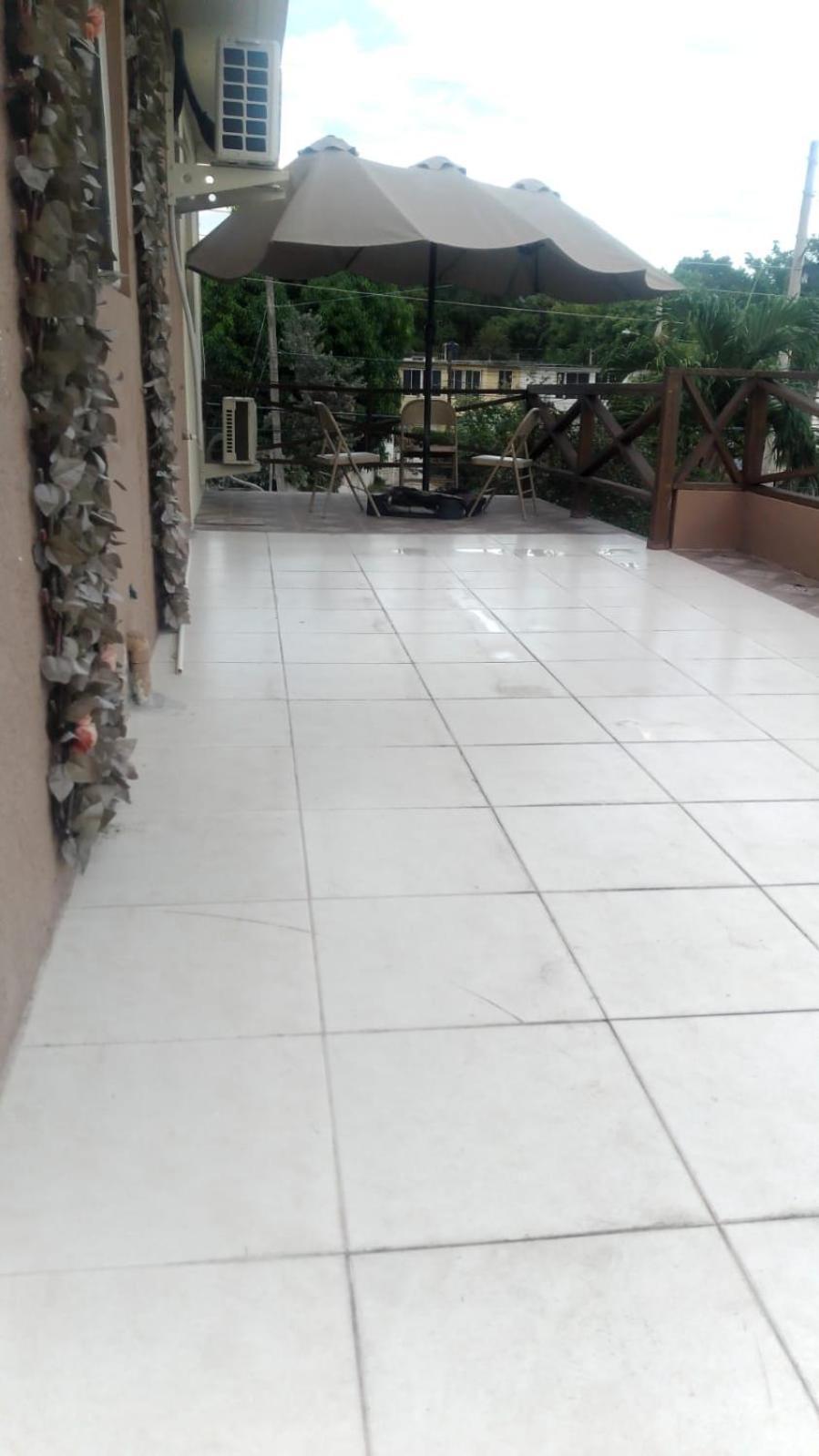 11Onessex1 In The Heart Of Kingston Ja Dn Vacations Apartment Екстериор снимка